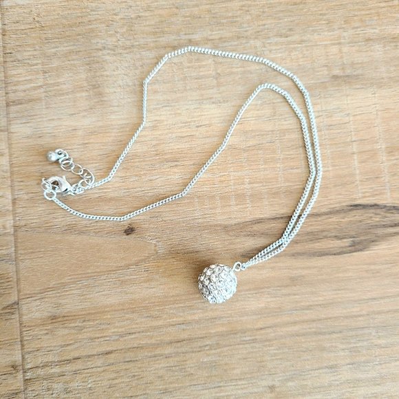 Clear rhinestones crystal ball on chain. - Picture 3 of 5